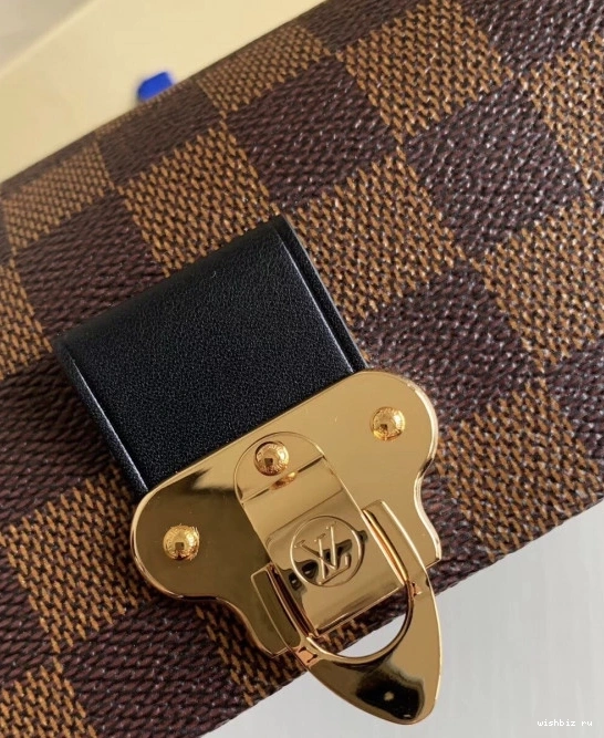 WIS LOUIS WALLET VUITTON CHAIN VAVIN 0121